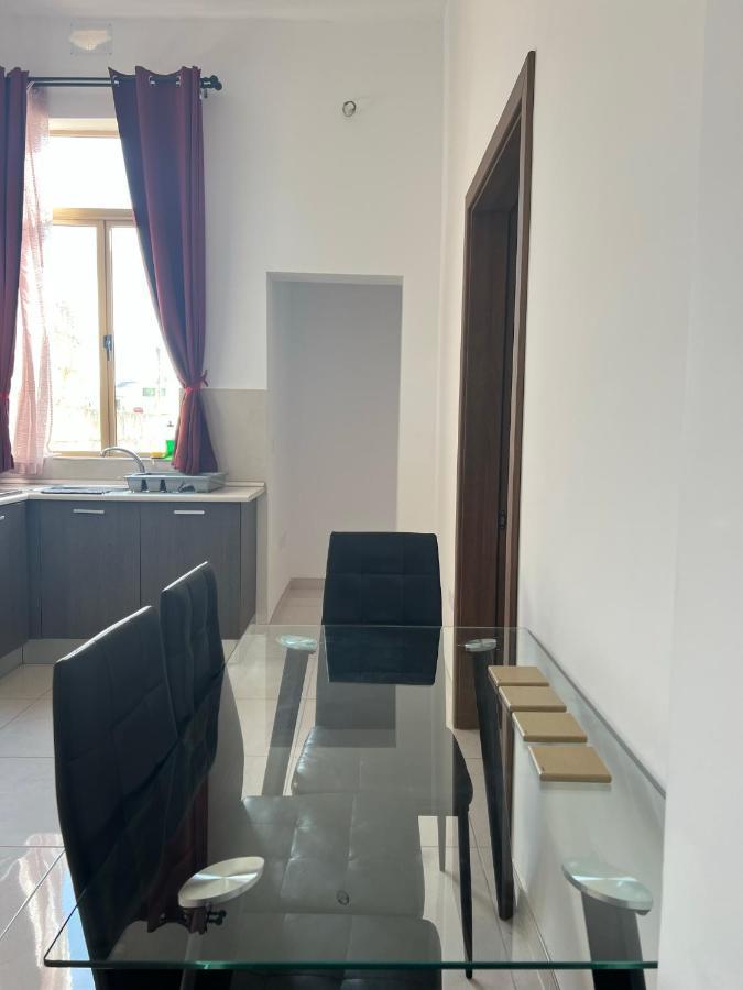 Room With Private Bathroom Sliema Ngoại thất bức ảnh