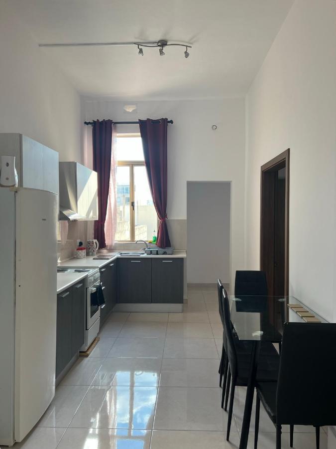 Room With Private Bathroom Sliema Ngoại thất bức ảnh